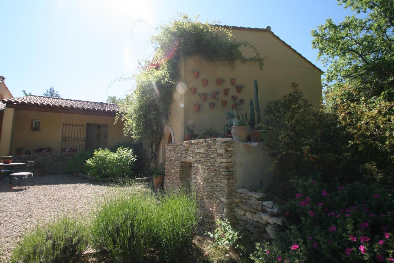 Bed and Breakfast Le Mas des Pierres Blanches à Venasque Extérieur photo
